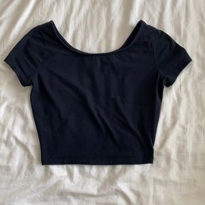 Cute black crop top!
